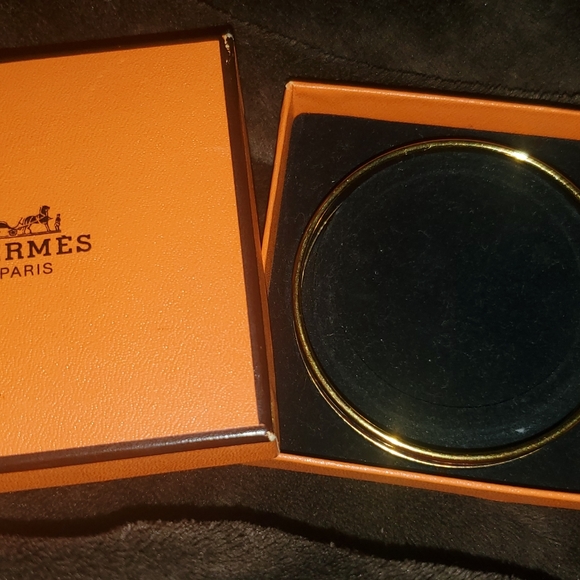 Hermes gold enamel bangle bracelet with Anchors ⚓ - Picture 3 of 5